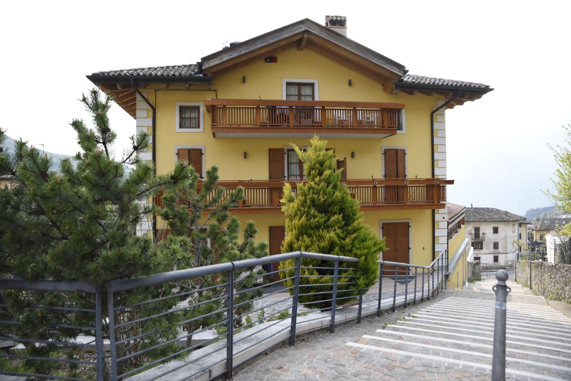 Aparthotel Rainbow Rovereto  Exterior foto